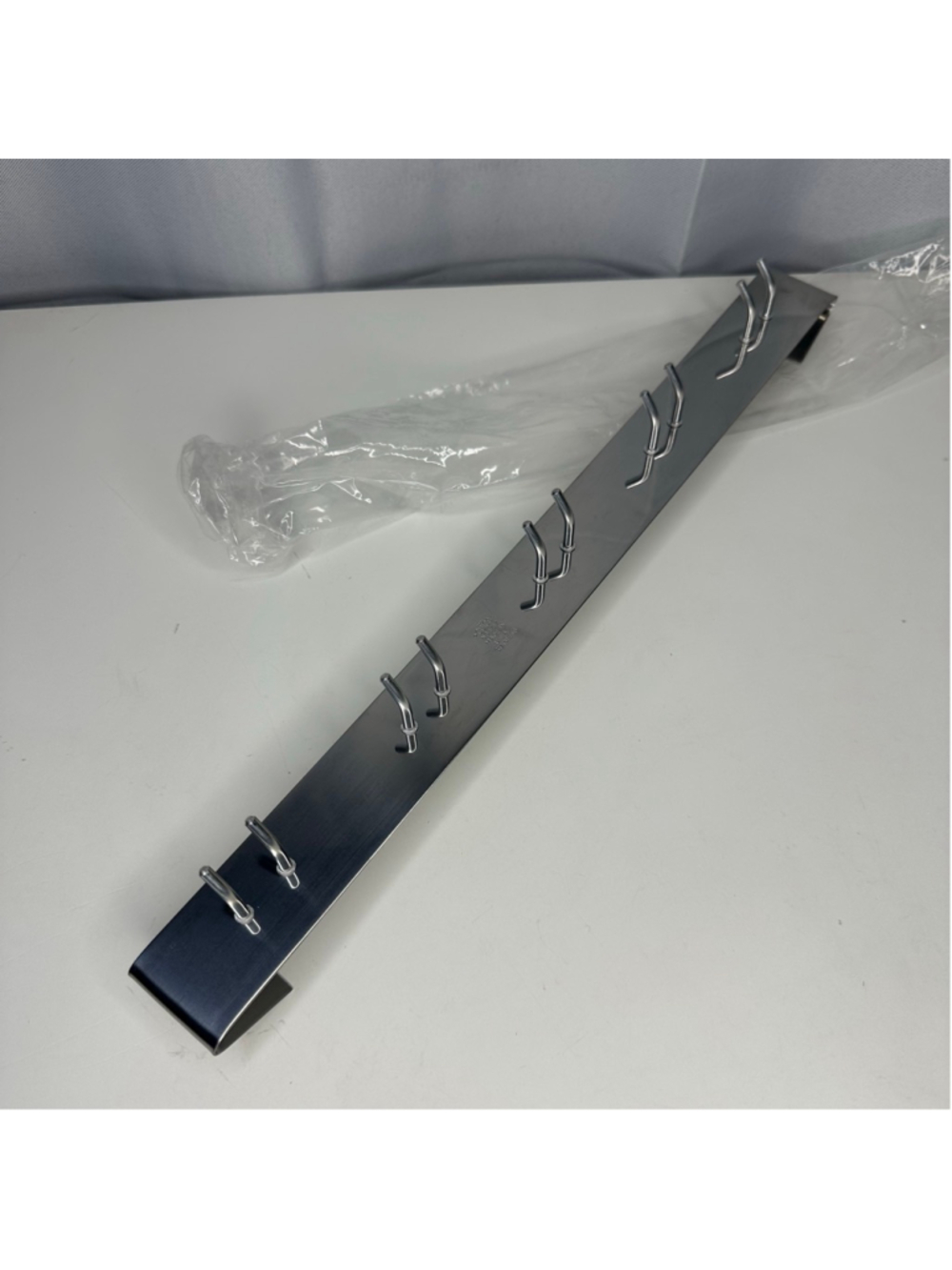 NEW Cutco #1717 Stainless Steel 6- Hook Wall Mount Kitchen Tool Rack Made in USA - Picture 2 of 7